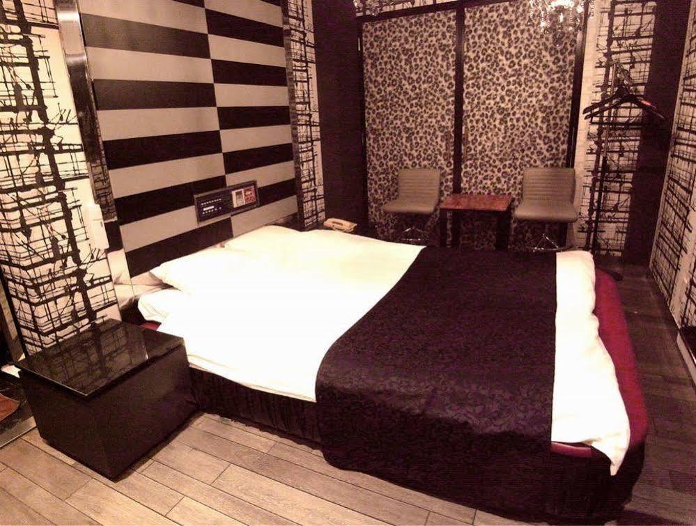 ホテル暴れ狸の鬼袋姫路駅前店 男塾ホテルグループ (Adults Only) Himeji Luaran gambar