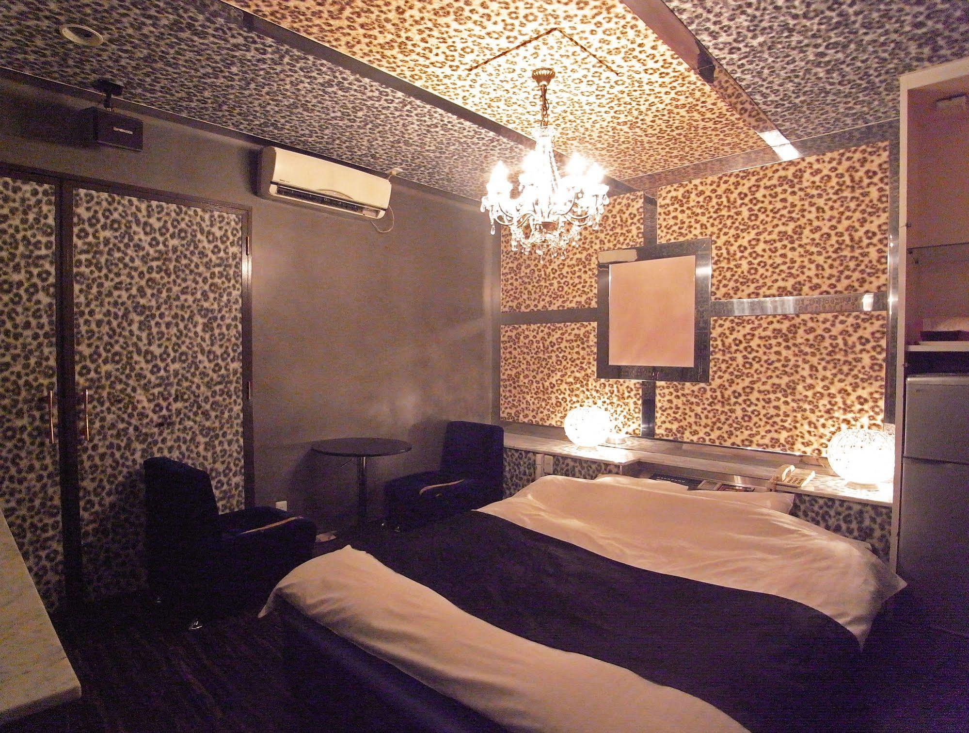 ホテル暴れ狸の鬼袋姫路駅前店 男塾ホテルグループ (Adults Only) Himeji Luaran gambar